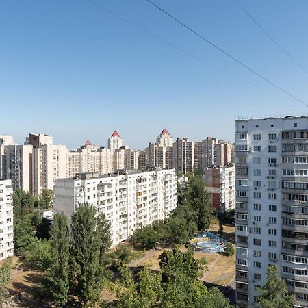 Чудова Квартира Для Відпочинку І Роботи На Оболоні Kyiv Exterior photo