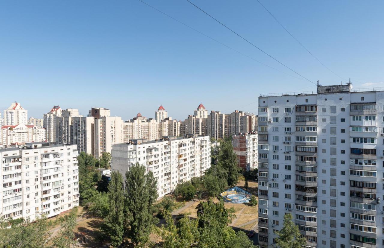 Чудова Квартира Для Відпочинку І Роботи На Оболоні Kyiv Exterior photo